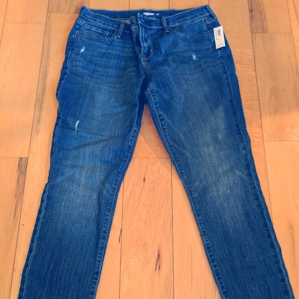 Old Navy Petite Curvy Skinny Jeans